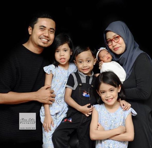 Selain Xandra, tiga lagi cahaya mata kesayangan Lan iaitu Nur Amna Qaleesya, 6, Nur Amna Qeesyara, 4, dan Muhammad Akid Qassyaff,3.